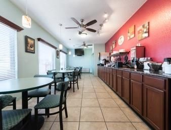 Super 8 By Wyndham Waco/mall Area Tx 2*
